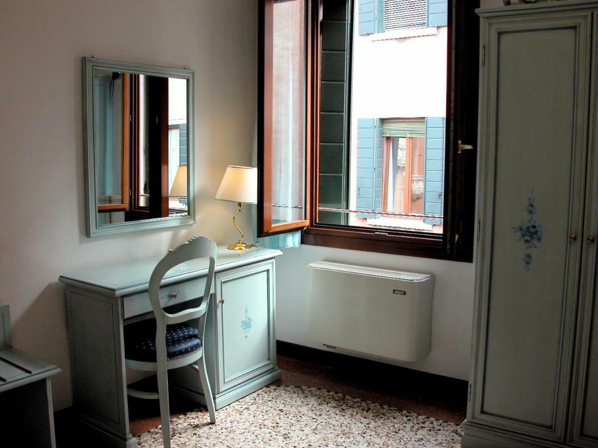 Guesthouse Ca' San Marcuola 2 Венеция Экстерьер фото