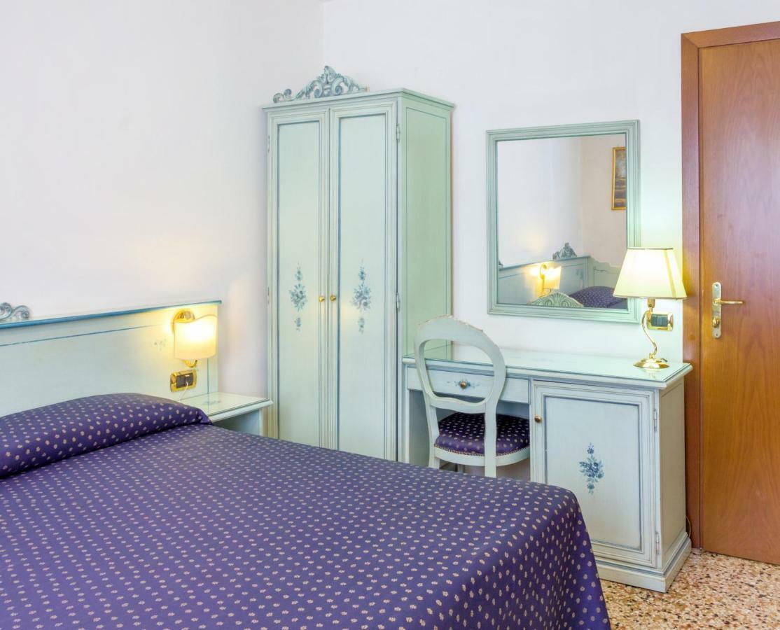 Guesthouse Ca' San Marcuola 2 Венеция Экстерьер фото